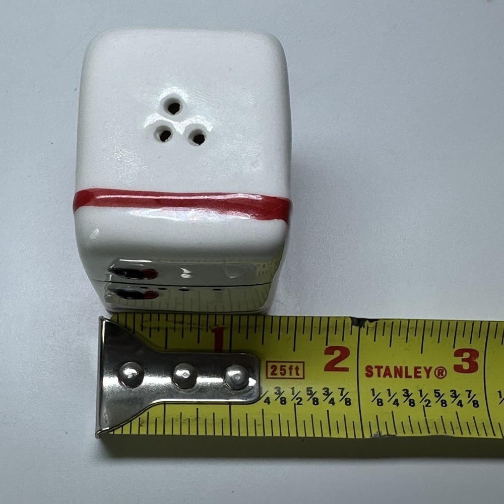 Cracker Barrel Stove & Refrigerator Mini Salt And Pepper Shaker Set - Picture 8 of 8